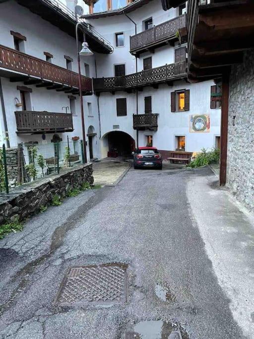 Petite Maison In Centro A Courmayeur Exteriér fotografie